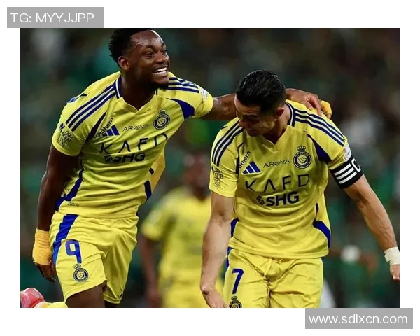 外国足球球星更衣室激情舞蹈瞬间引爆全场气氛精彩纷呈 外国足球球星更衣室激情舞蹈瞬间引爆全场气氛精彩纷呈